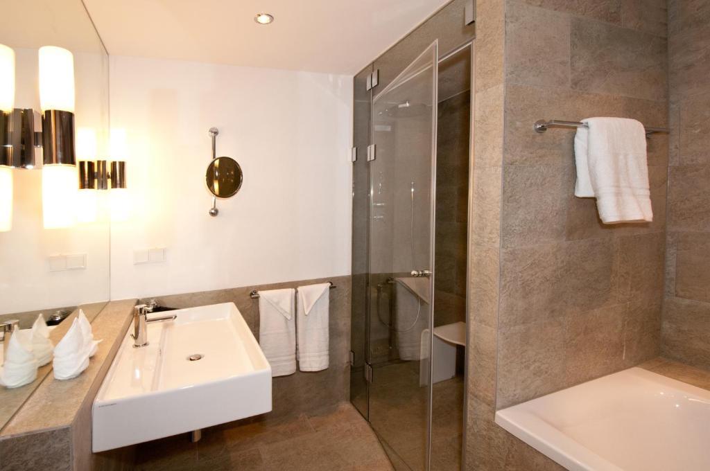 Alpenvilla Berchtesgaden Hotel Garni Room photo