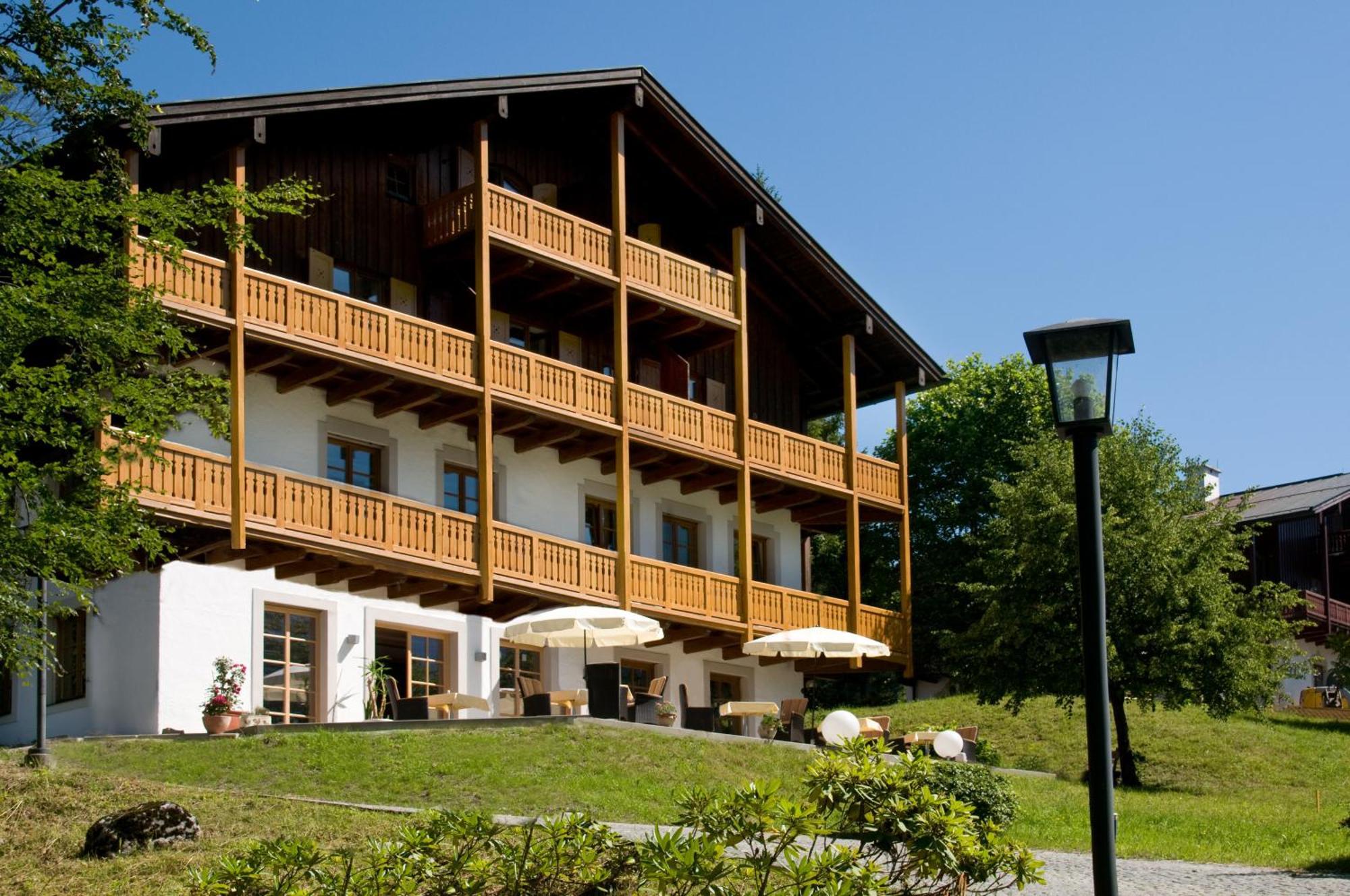 Alpenvilla Berchtesgaden Hotel Garni Exterior photo