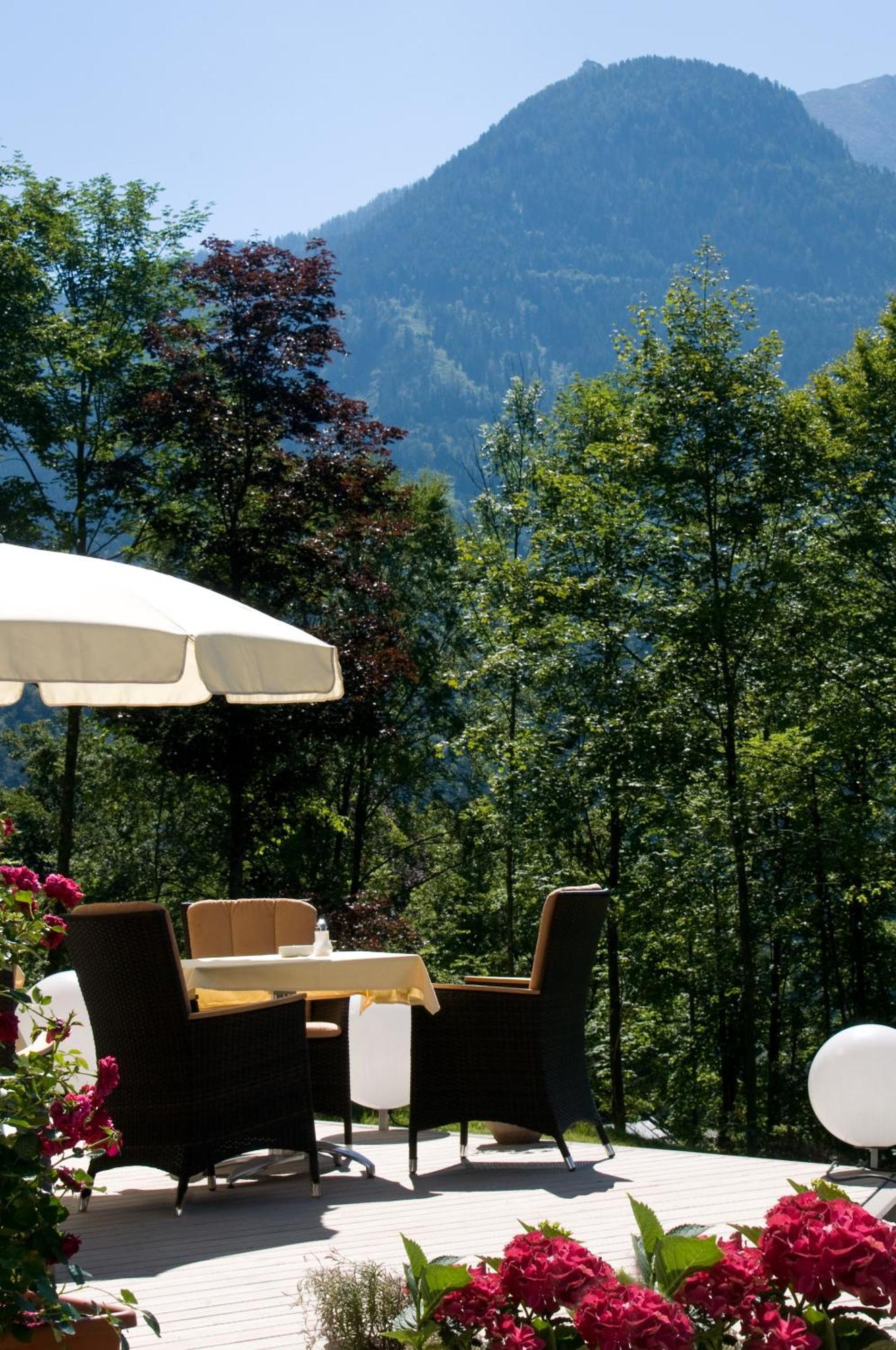 Alpenvilla Berchtesgaden Hotel Garni Exterior photo